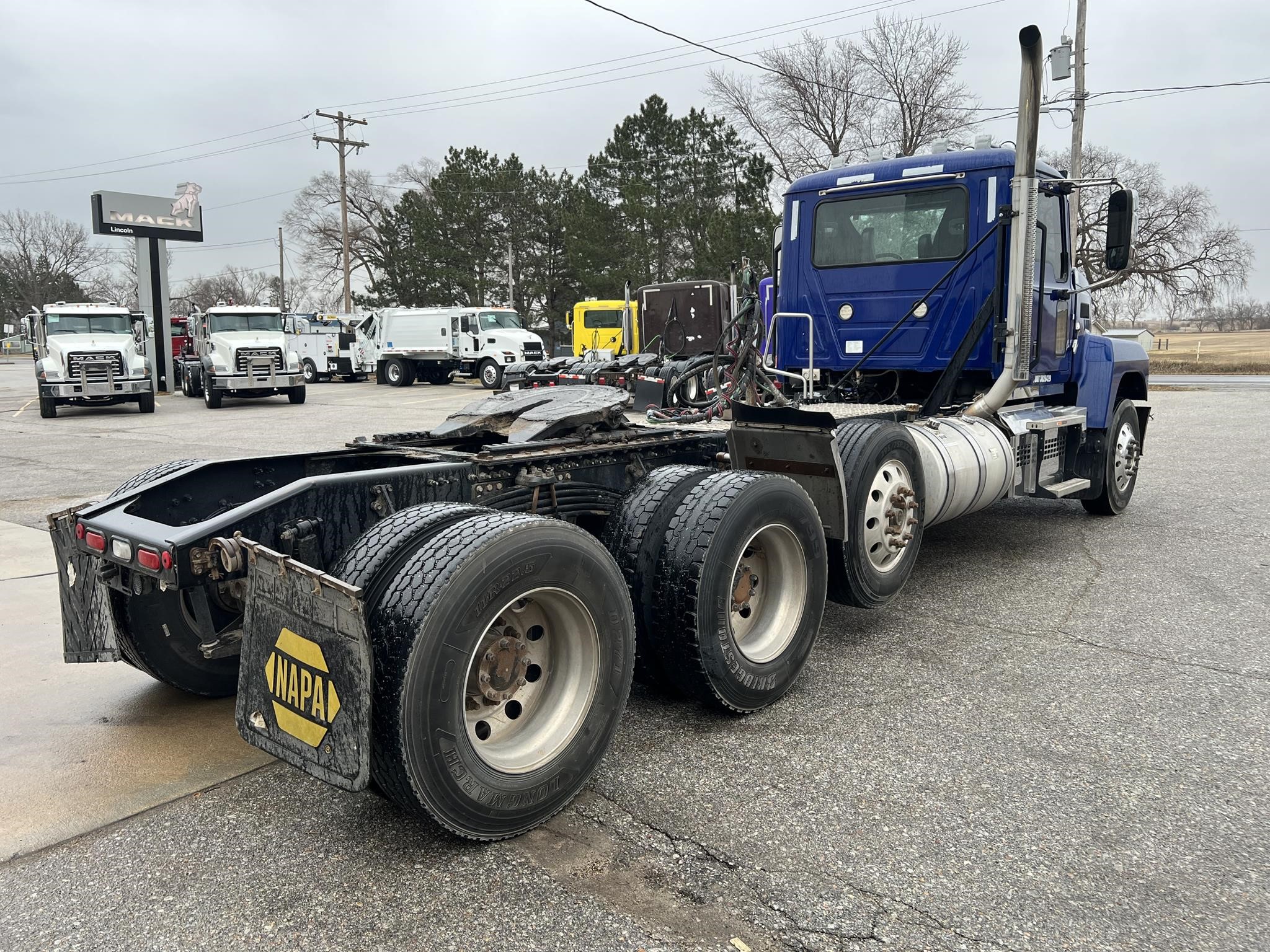 2024 MACK PINNACLE 64T - image 5 of 6