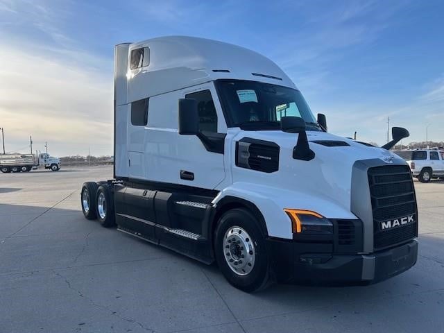 2026 Mack - image 5