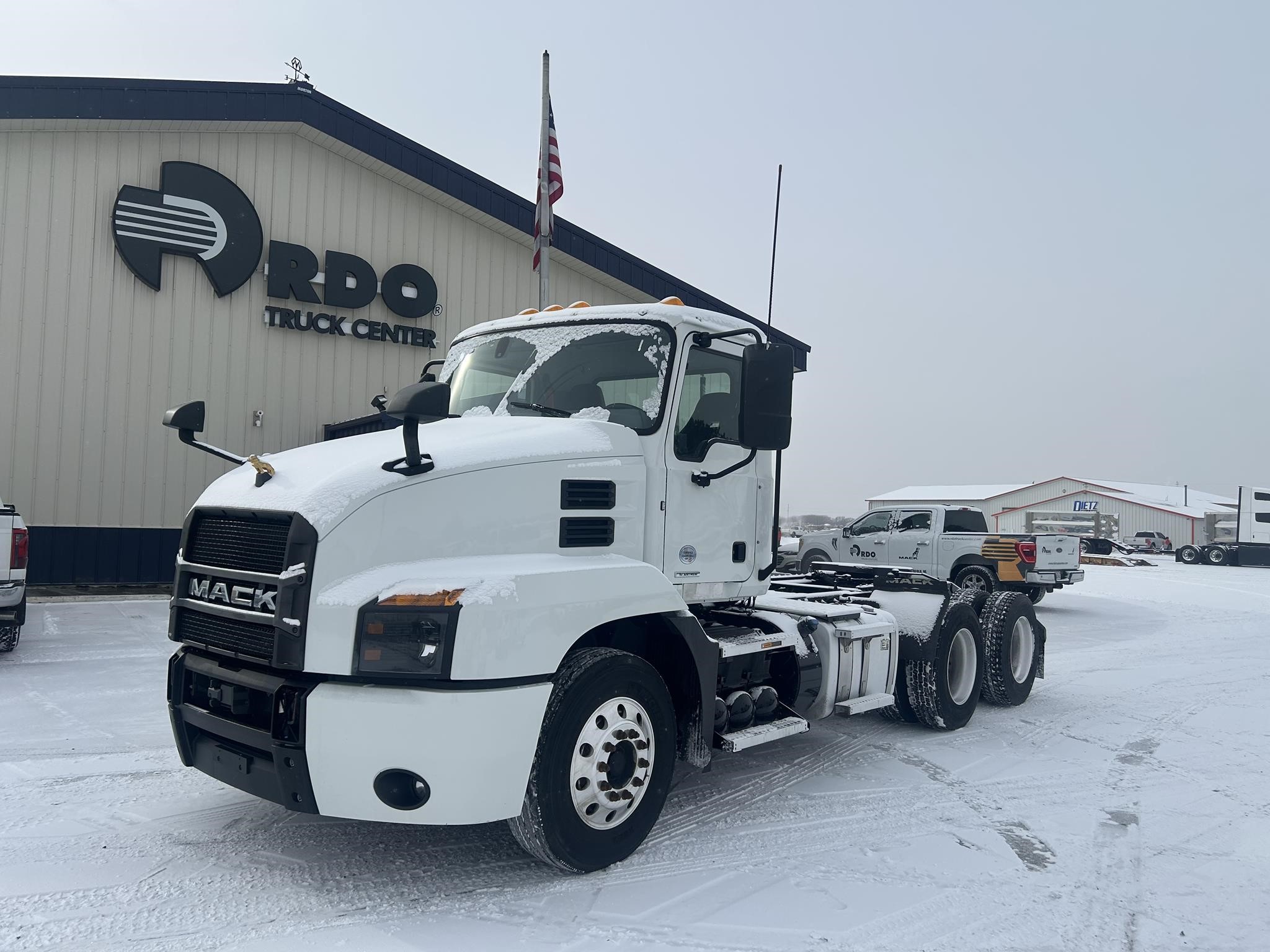 2020 MACK ANTHEM 64T - image 1 of 6
