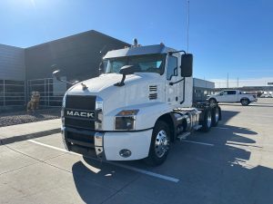 2021 MACK ANTHEM 64T 11004960354