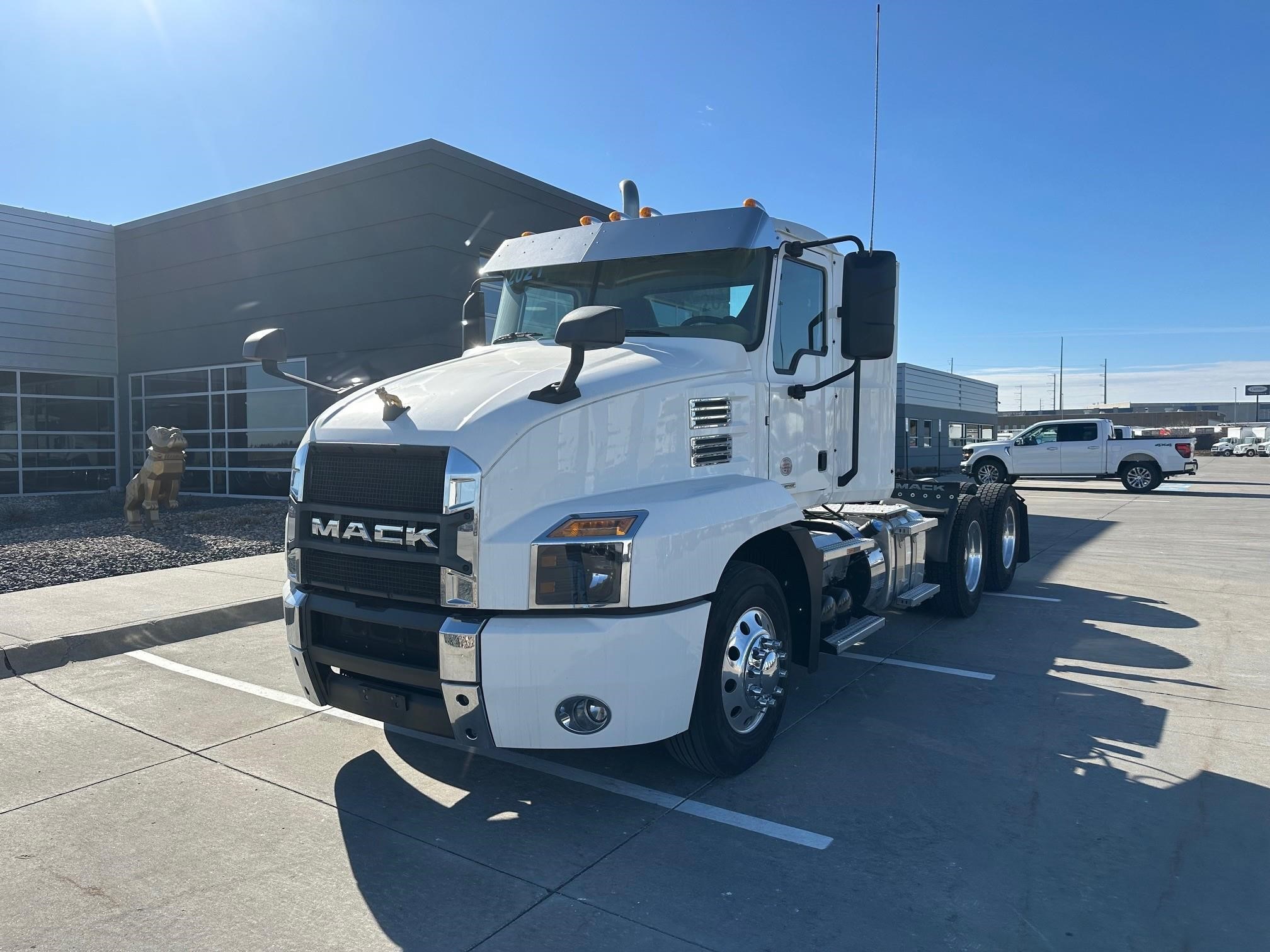 2021 MACK ANTHEM 64T - image 1 of 6