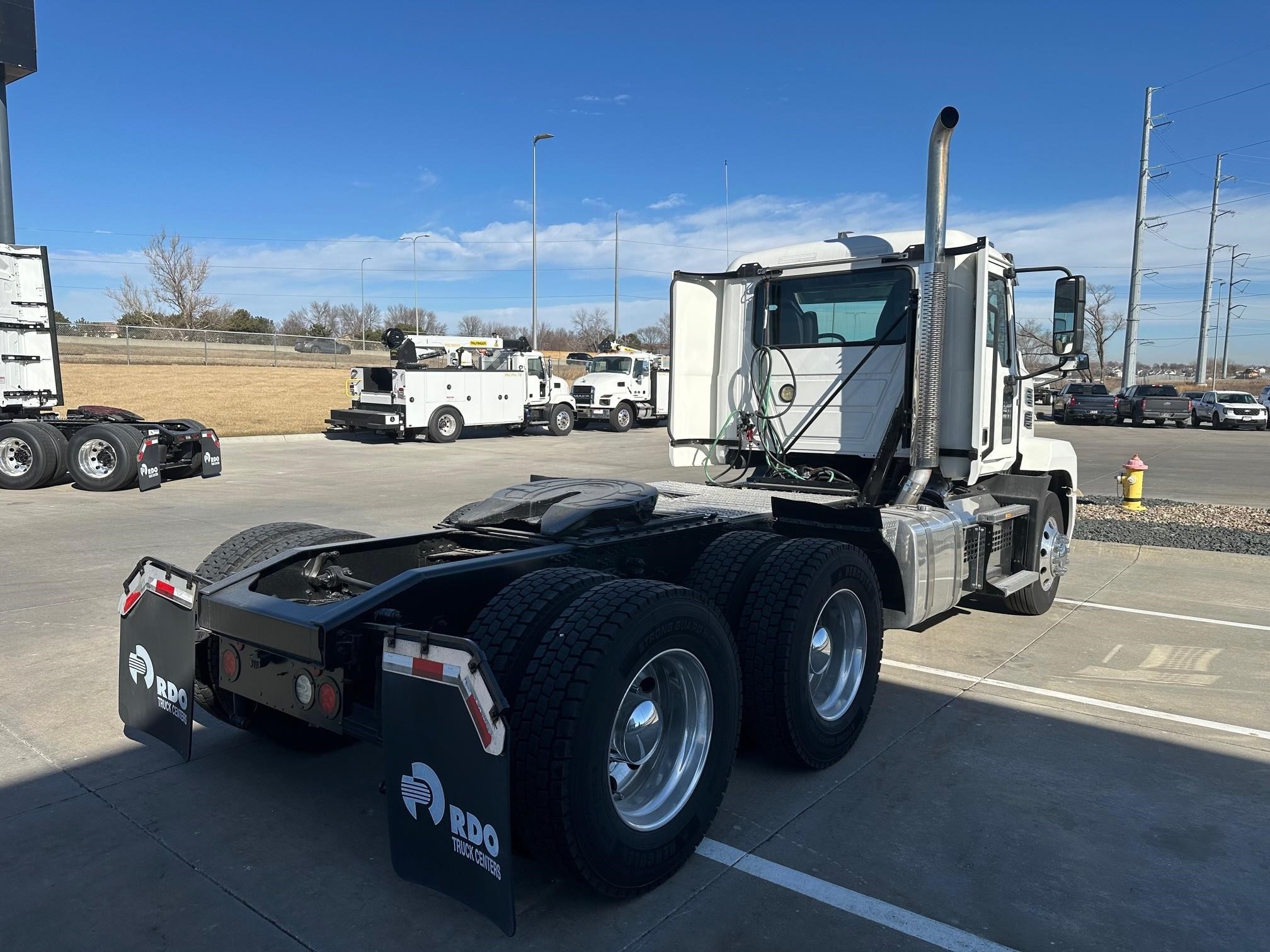 2021 MACK ANTHEM 64T - image 5 of 6