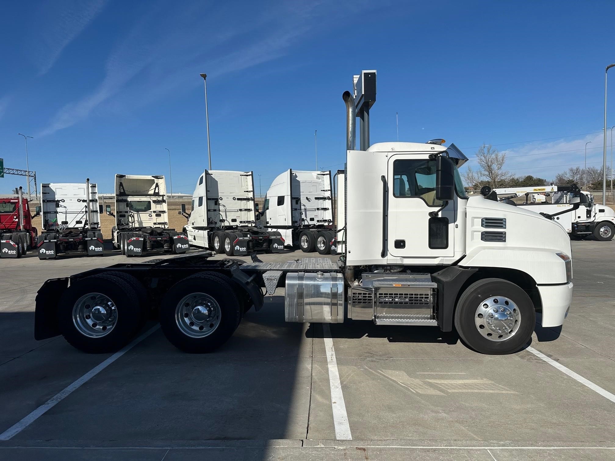 2021 MACK ANTHEM 64T - image 6 of 6