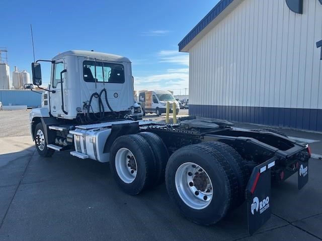 2020 MACK ANTHEM 64T 2020 MACK ANTHEM 64T - image 3 of 6