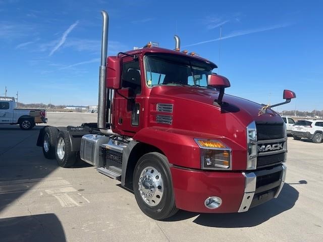 2020 MACK ANTHEM 64T - image 5 of 6