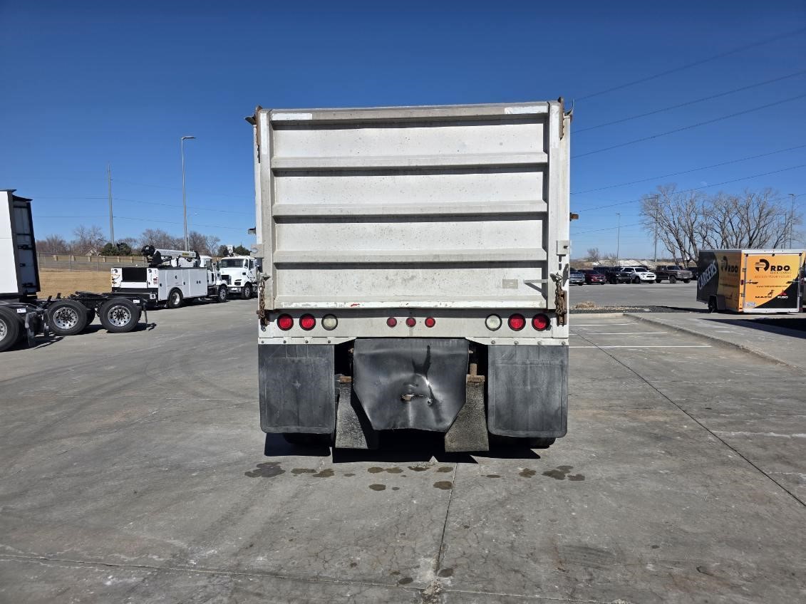 2012 MACK PINNACLE CHU613 2012 MACK PINNACLE CHU613 - image 4 of 6