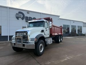 2027 MACK GRANITE 64FR 11012141034
