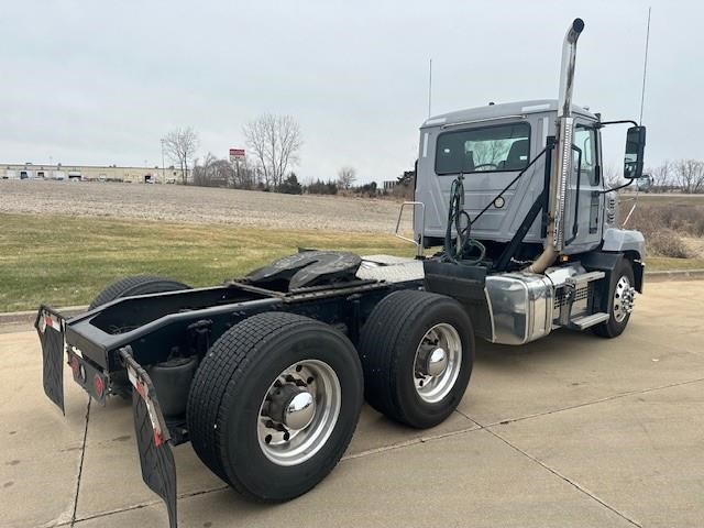 2021 MACK ANTHEM 64T - image 3 of 6