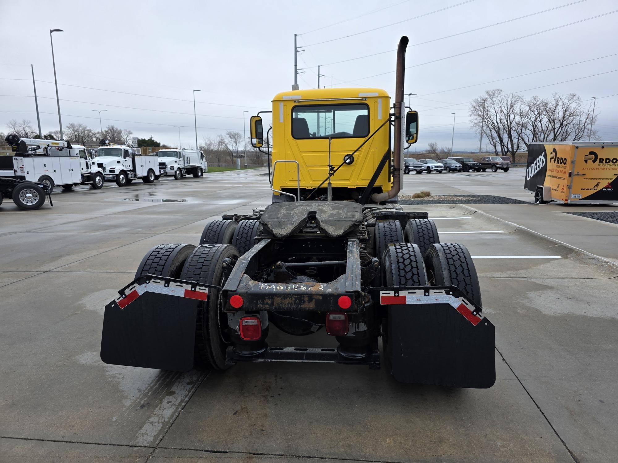2015 MACK PINNACLE CXU613 - image 6 of 6
