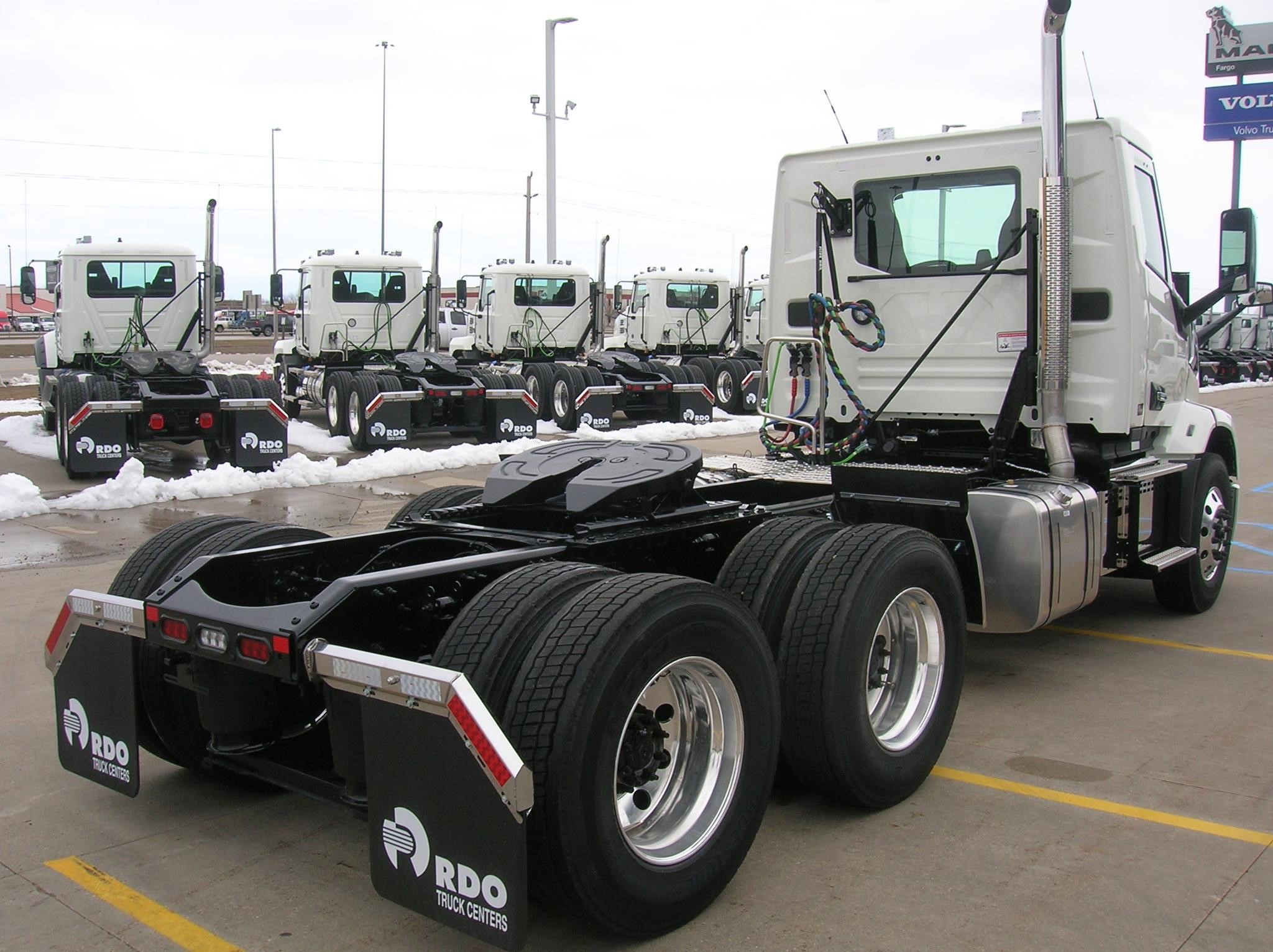 2027 MACK ANTHEM 64T - image 5 of 6