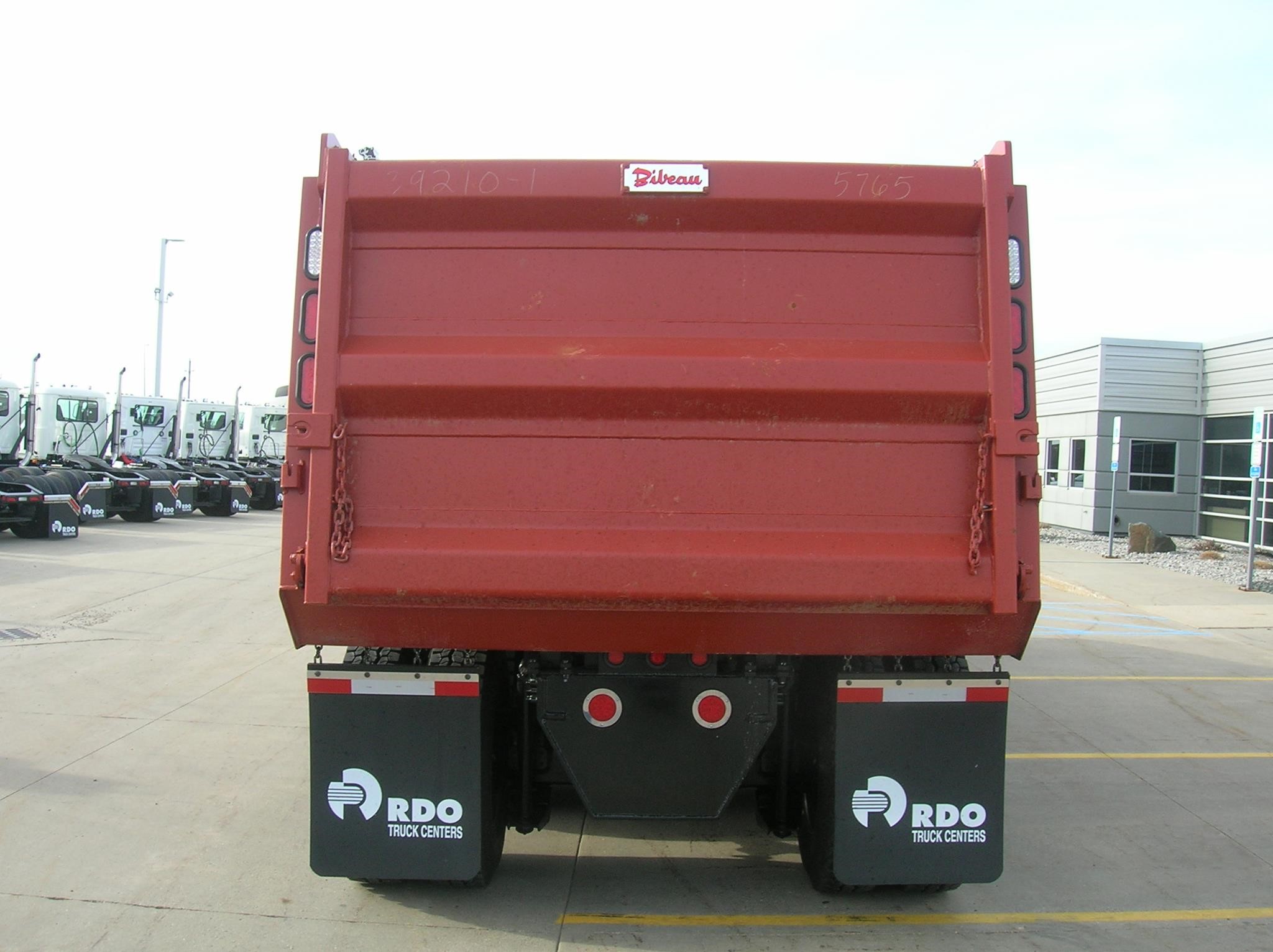 2027 MACK GRANITE 104FR - image 6 of 6