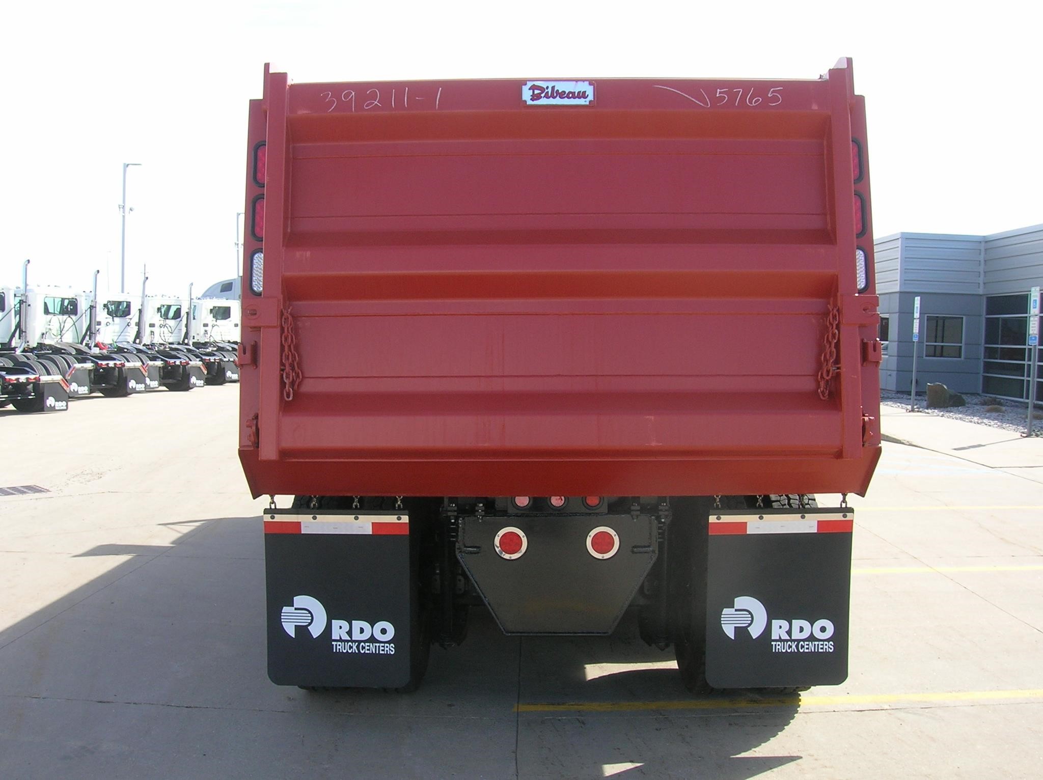 2027 MACK GRANITE 104FR - image 6 of 6