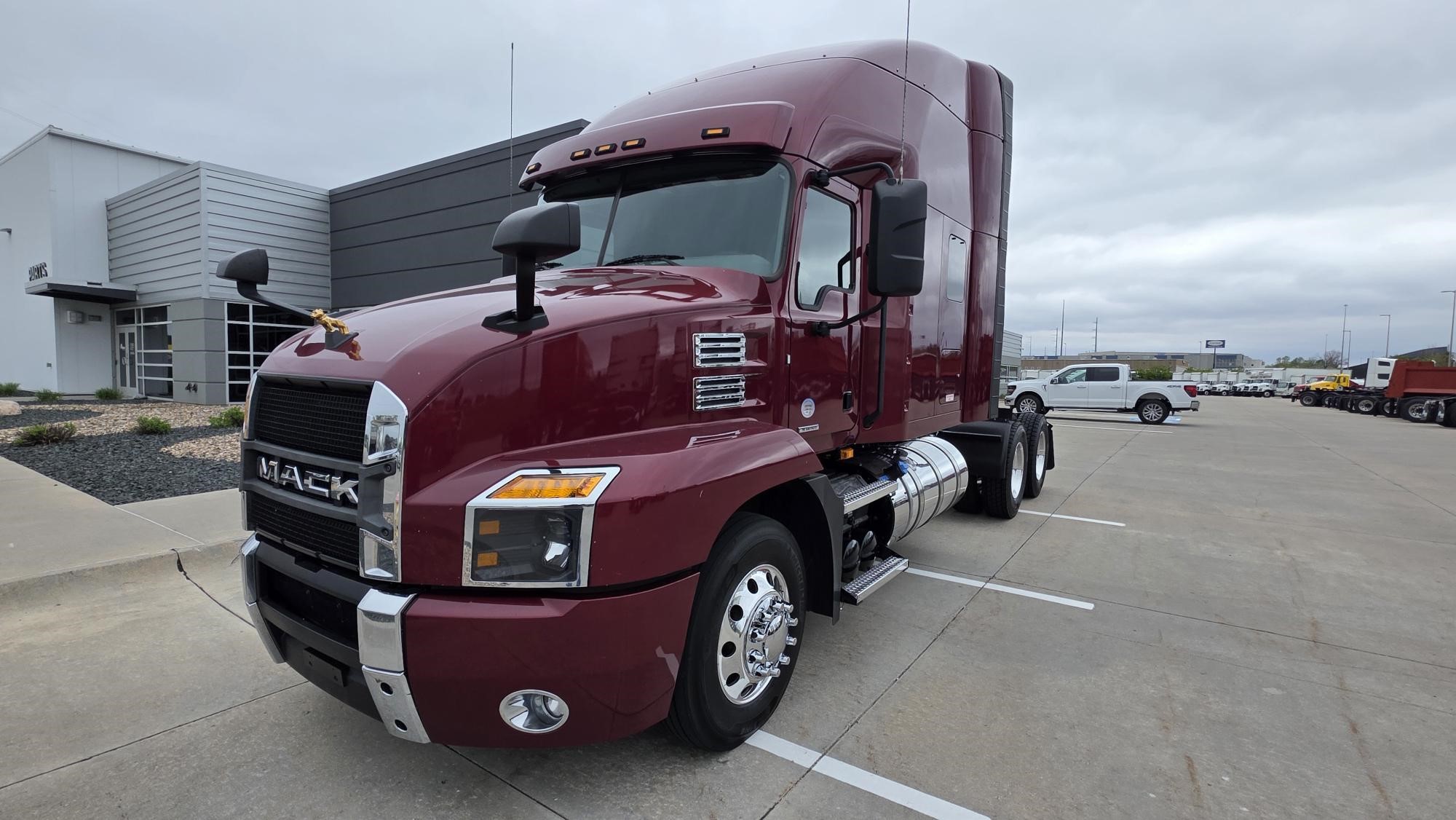 2021 MACK ANTHEM 64T - image 1 of 6