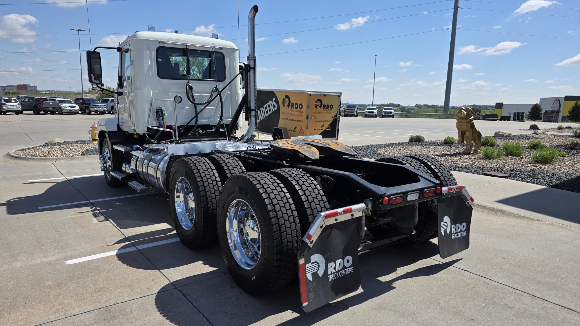 2022 MACK ANTHEM 64T - image 3 of 6