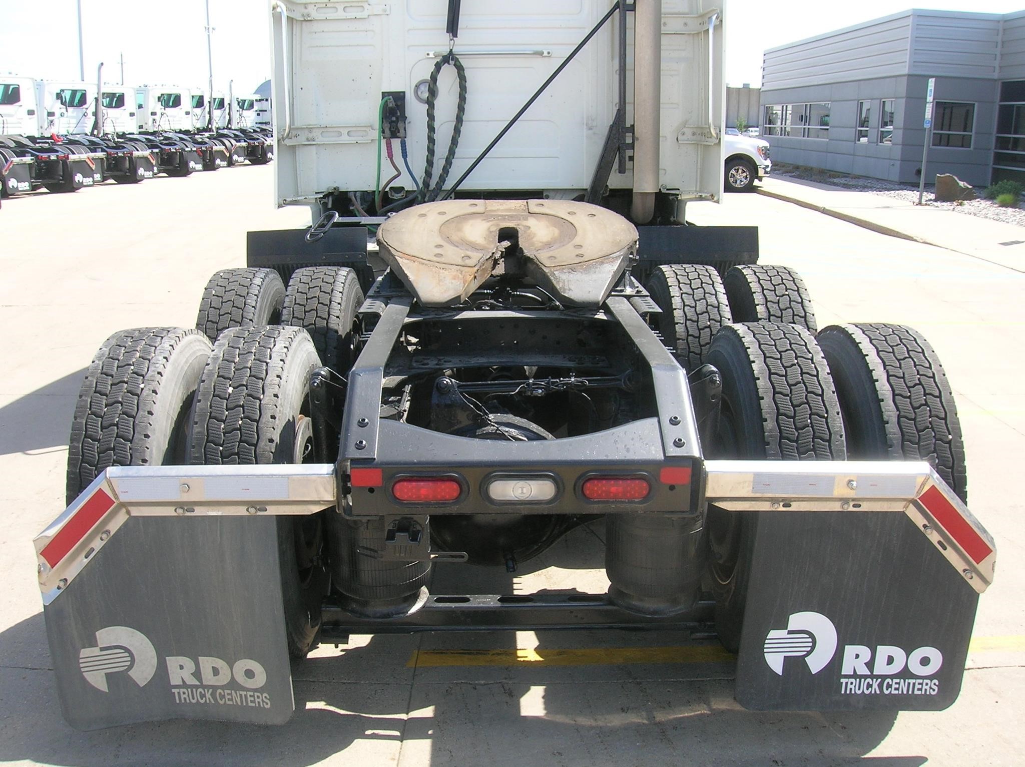 2021 VOLVO VNL64T740 - image 6 of 6