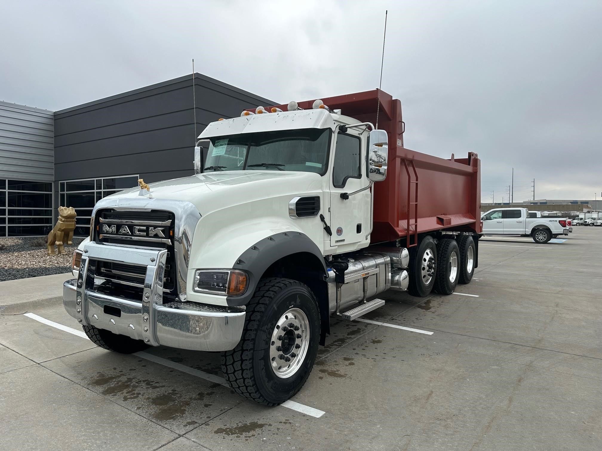 2026 MACK GRANITE 84FR 2026 MACK GRANITE 84FR - image 1 of 6