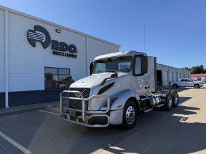 2024 VOLVO VNL64T300 11028789524
