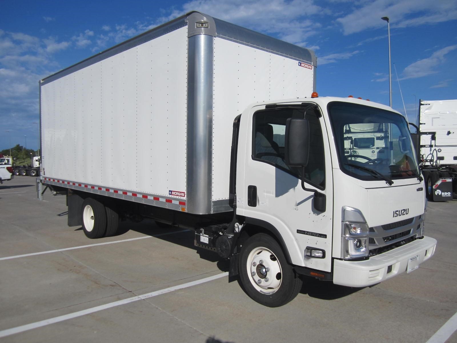 2024 ISUZU NPR HD - image 3 of 6