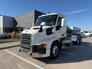 2026 MACK ANTHEM 64T 11029984448