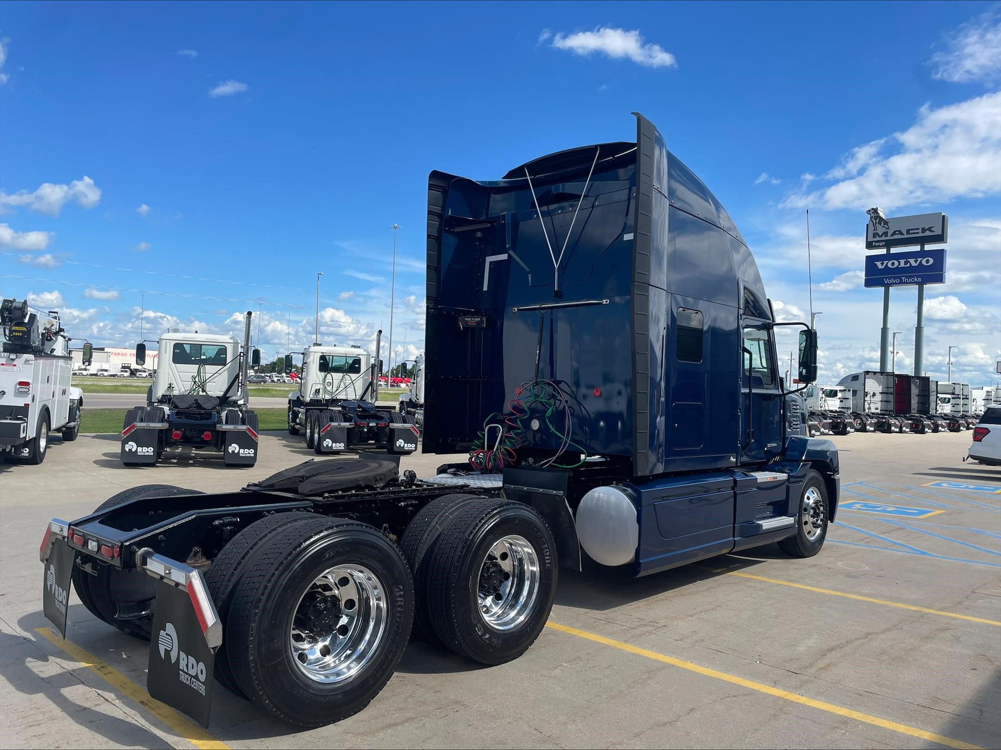 2023 MACK ANTHEM 64T 2023 MACK ANTHEM 64T - image 5 of 6