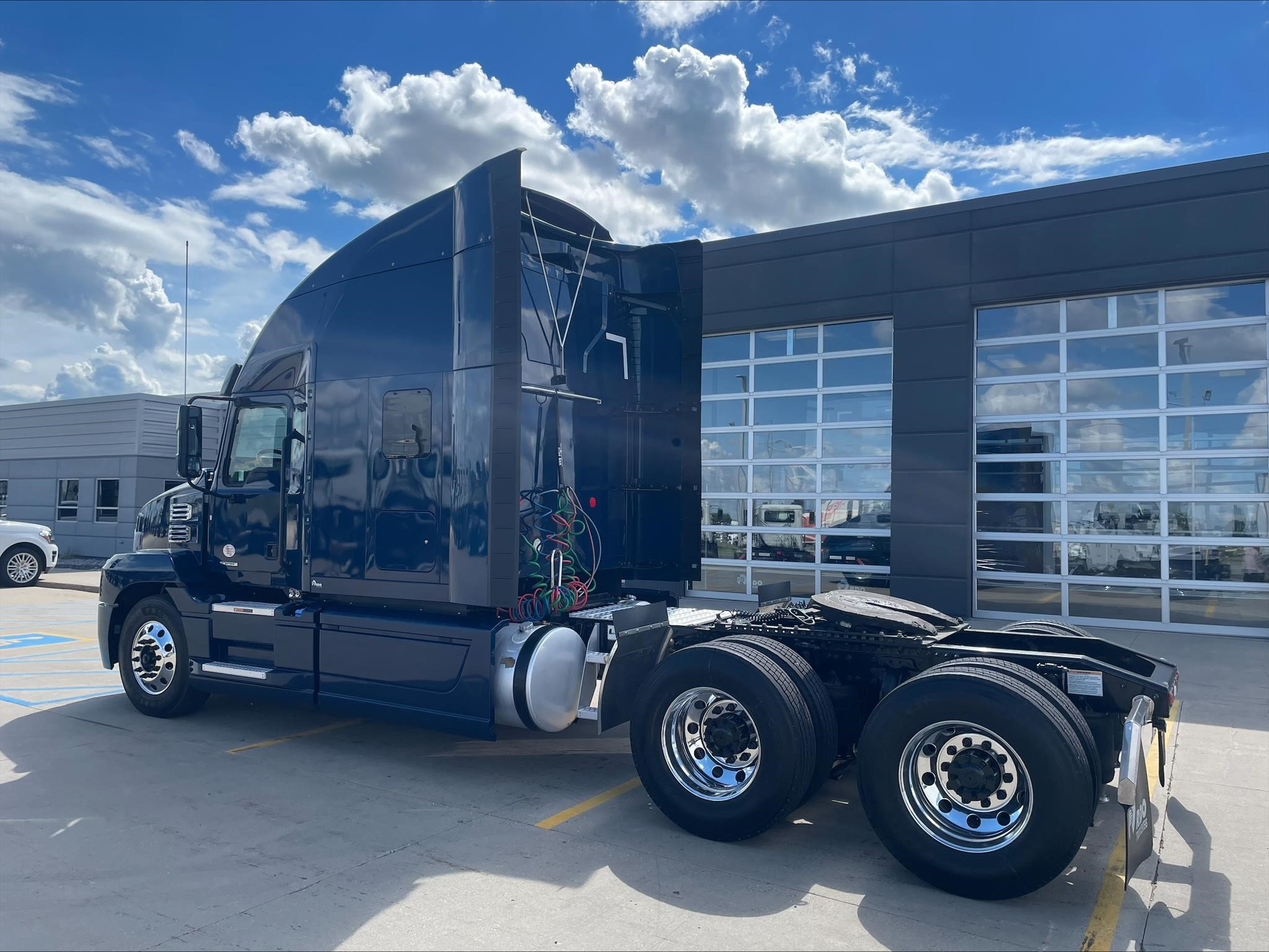 2023 MACK ANTHEM 64T 2023 MACK ANTHEM 64T - image 3 of 6