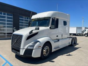 2021 VOLVO VNL64T740 11033922040