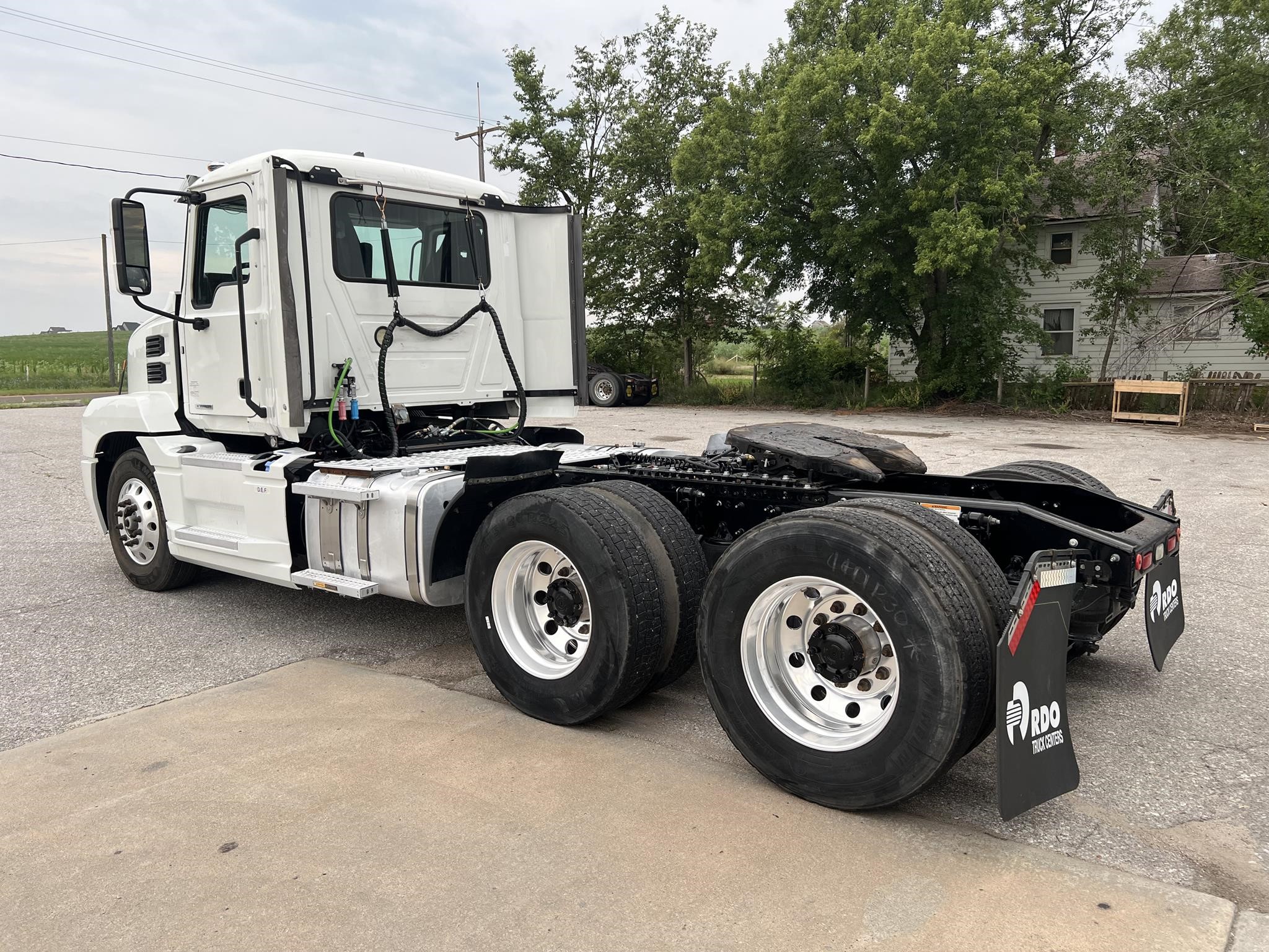 2020 MACK ANTHEM 64T - image 3 of 6