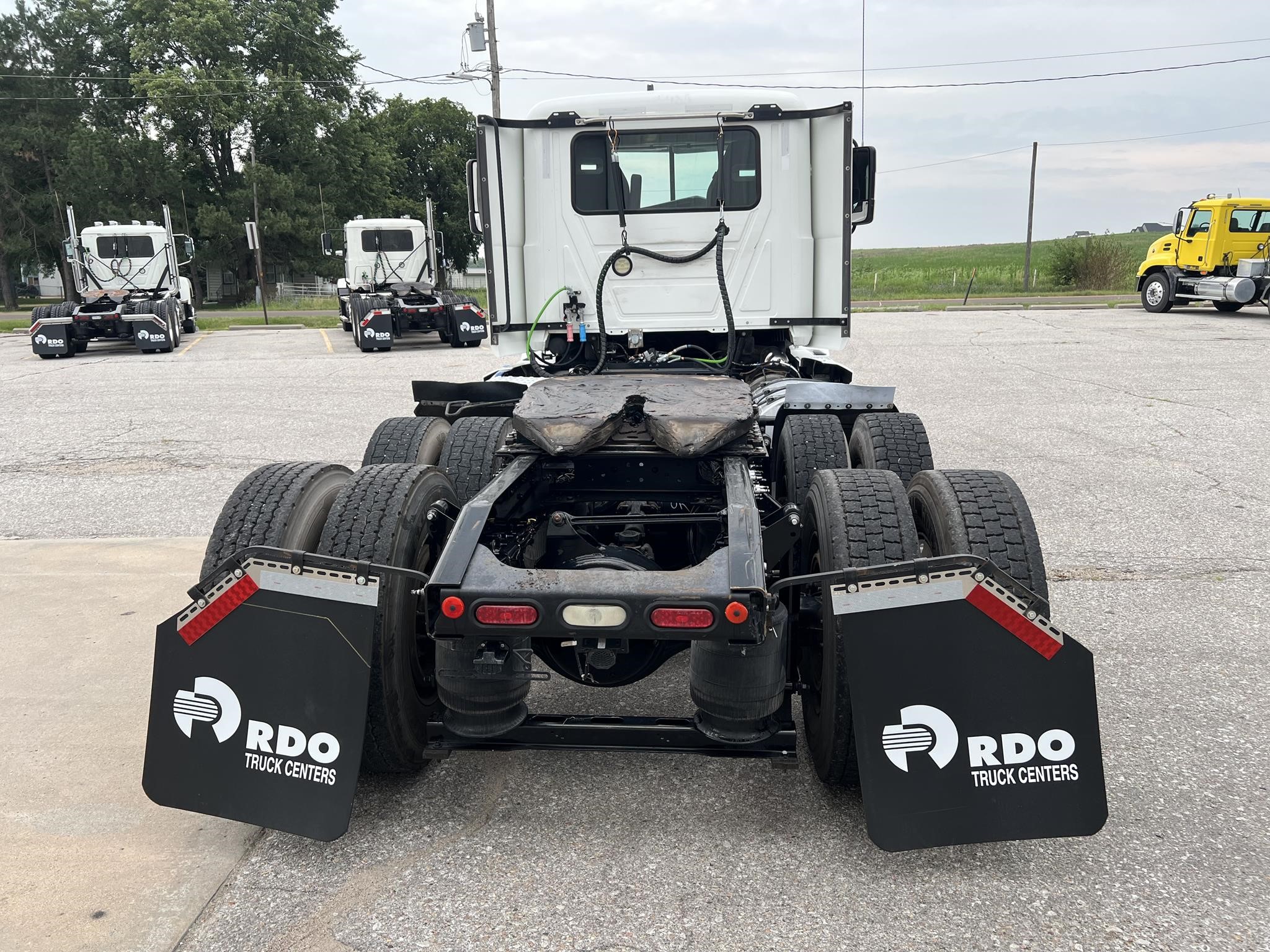 2020 MACK ANTHEM 64T - image 4 of 6