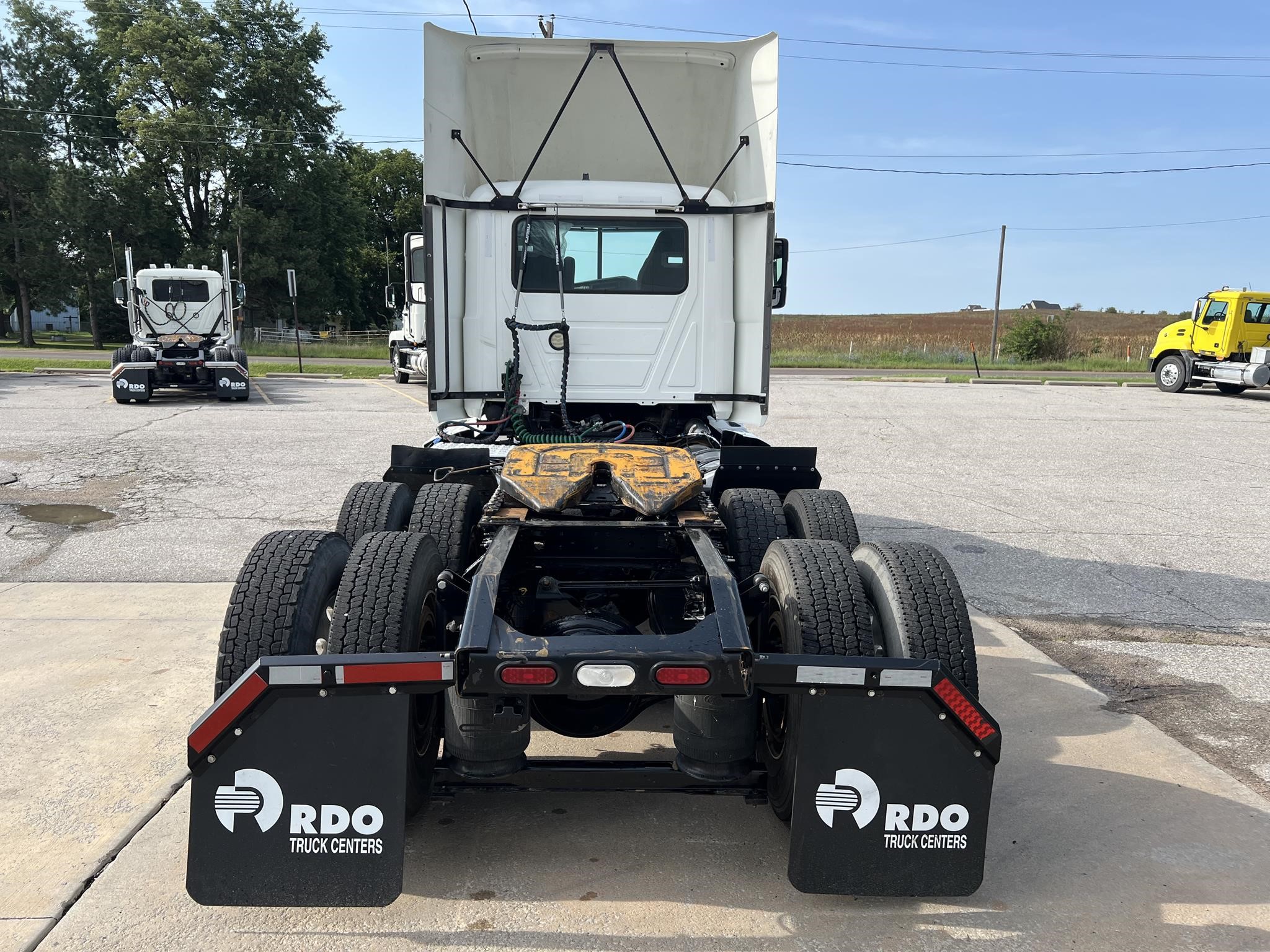 2020 Mack Anthem — photo 4