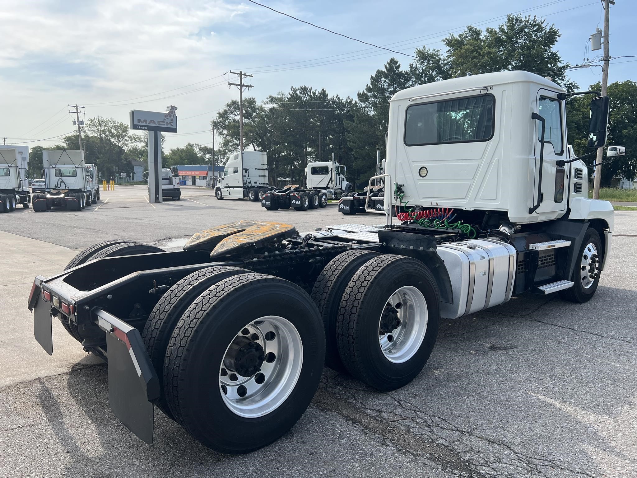 2020 MACK ANTHEM 64T - image 5 of 6