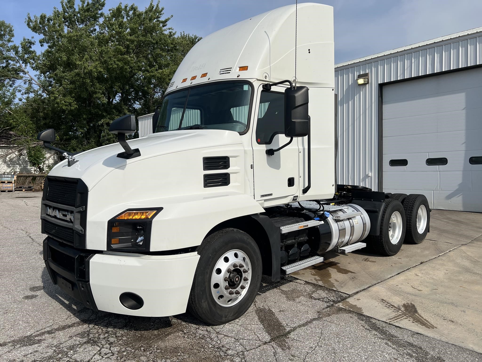 2020 MACK ANTHEM 64T 2020 MACK ANTHEM 64T - image 1 of 6