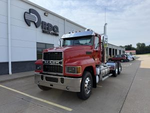 2027 MACK PINNACLE 64T 11040175460