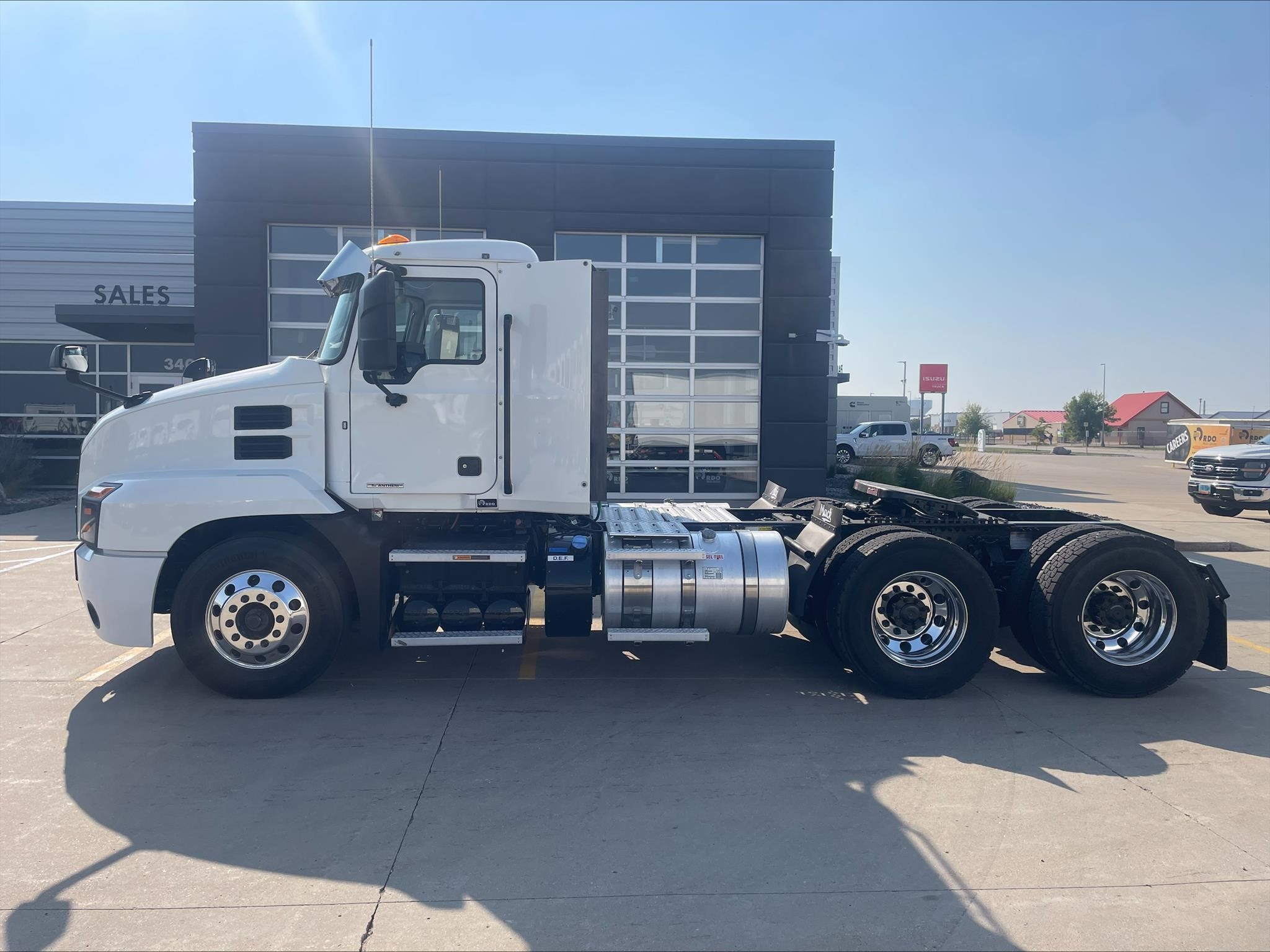 2020 MACK ANTHEM 64T 2020 MACK ANTHEM 64T - image 2 of 6