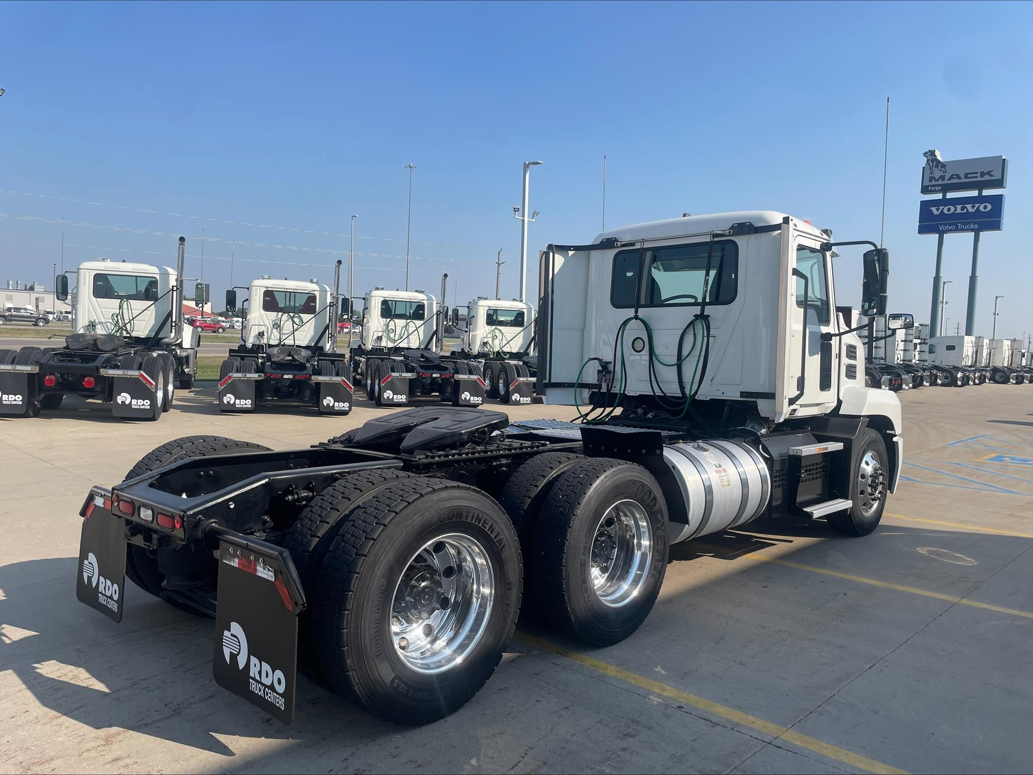 2020 MACK ANTHEM 64T 2020 MACK ANTHEM 64T - image 5 of 6