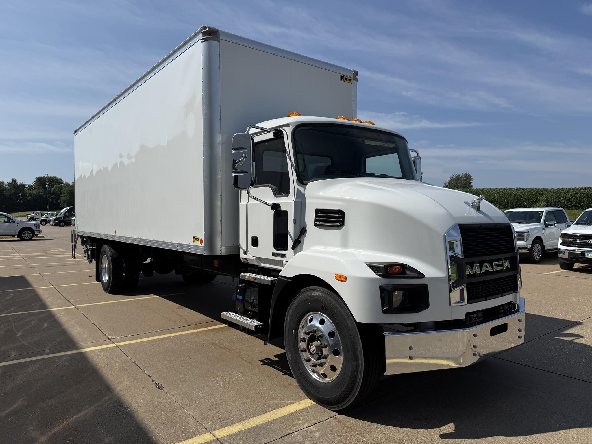 2026 MACK MD6 2026 MACK MD6 - image 3 of 6