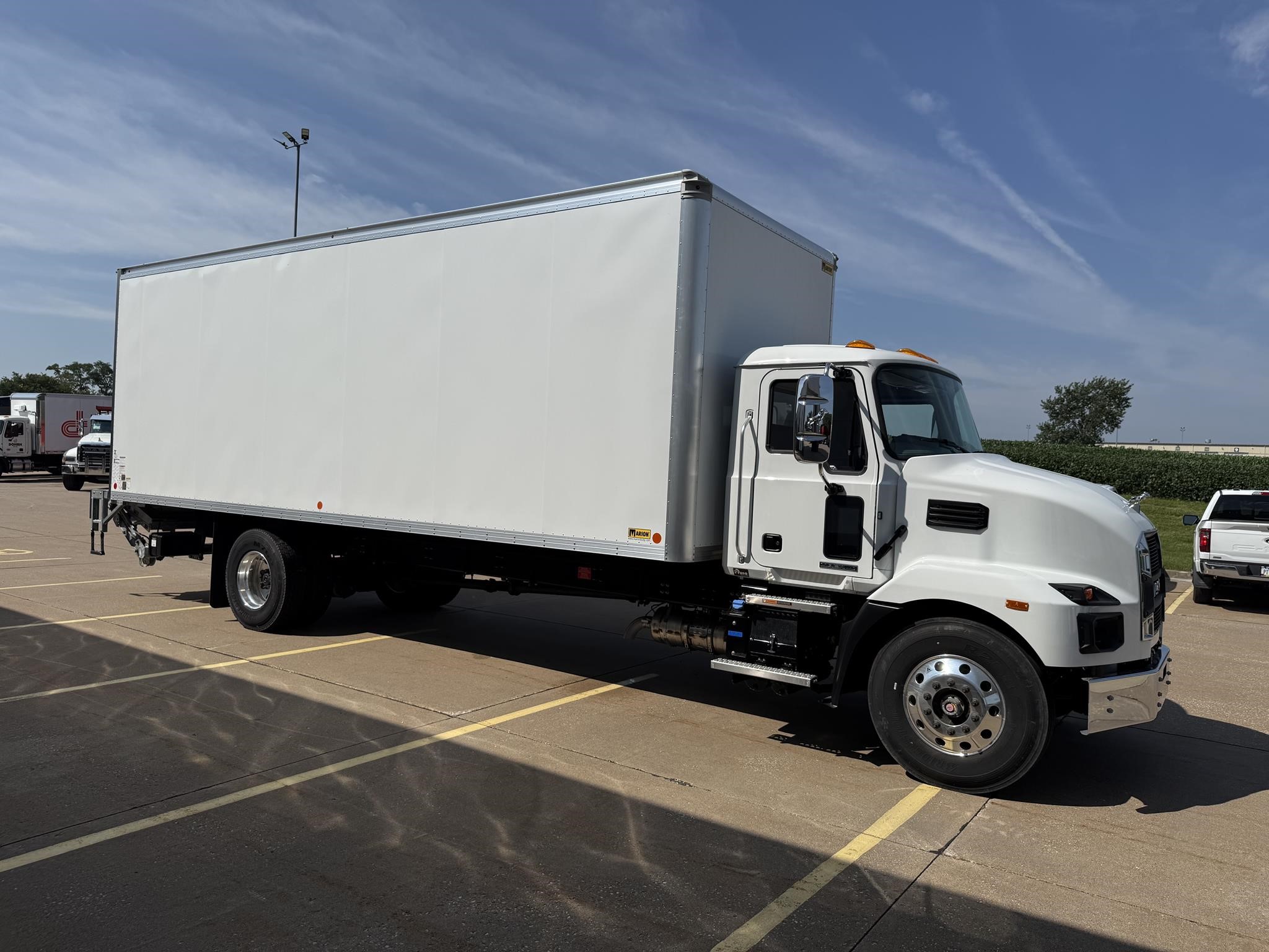 2026 MACK MD6 2026 MACK MD6 - image 4 of 6
