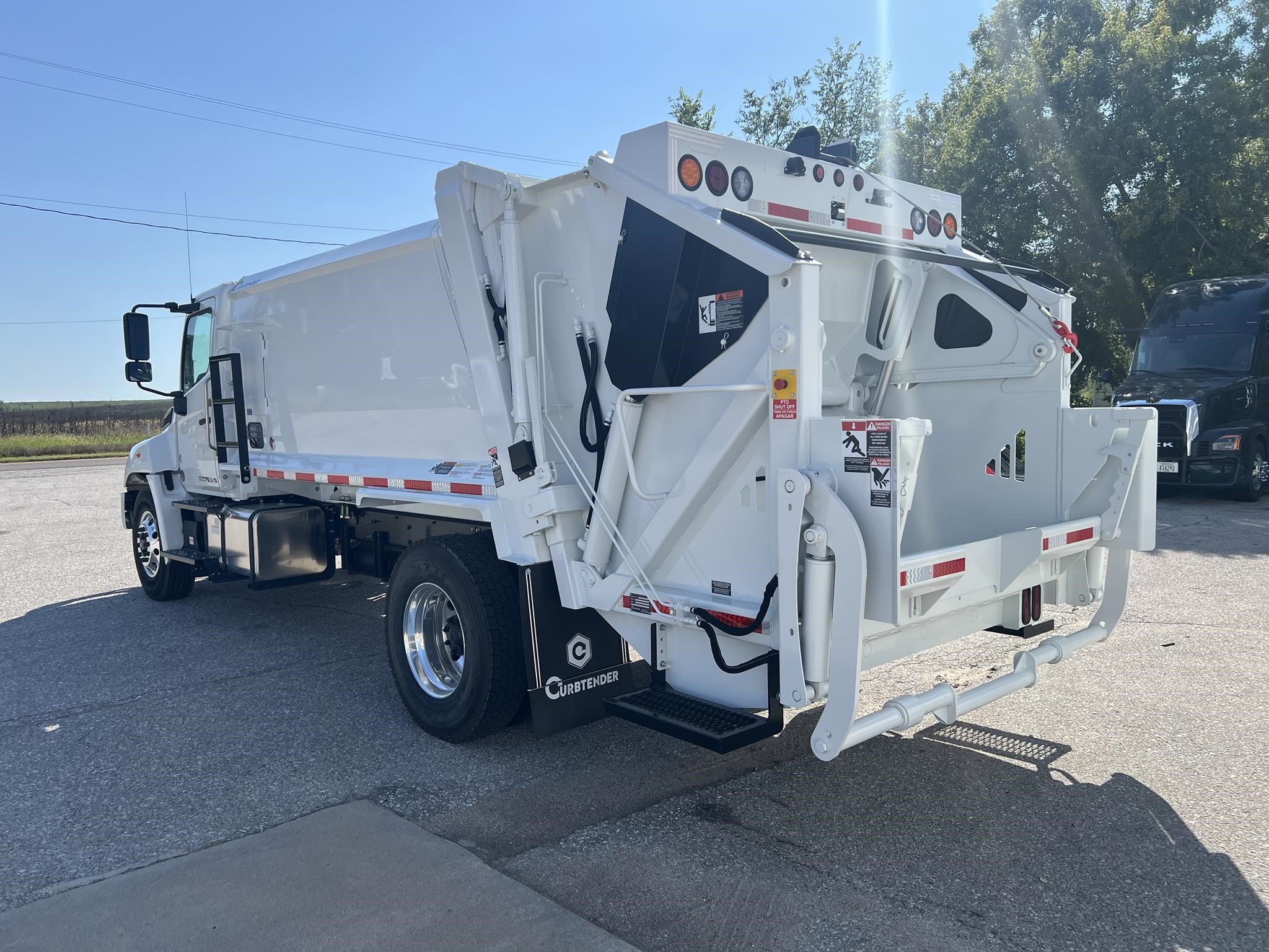 2026 HINO L7 2026 HINO L7 - image 3 of 6