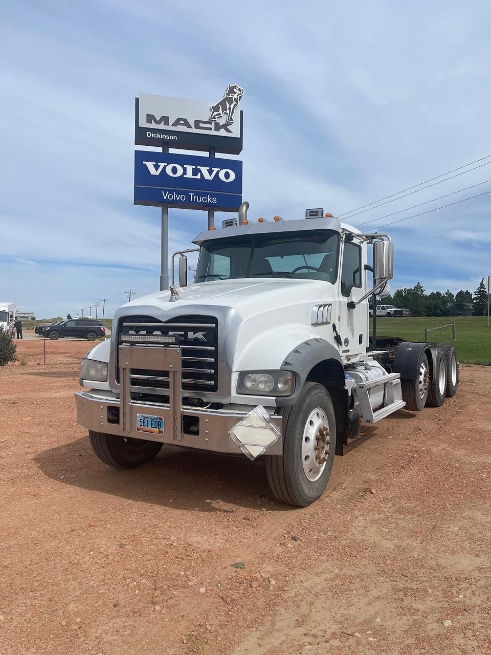 2019 MACK GRANITE 64FT 2019 MACK GRANITE 64FT - image 1 of 6