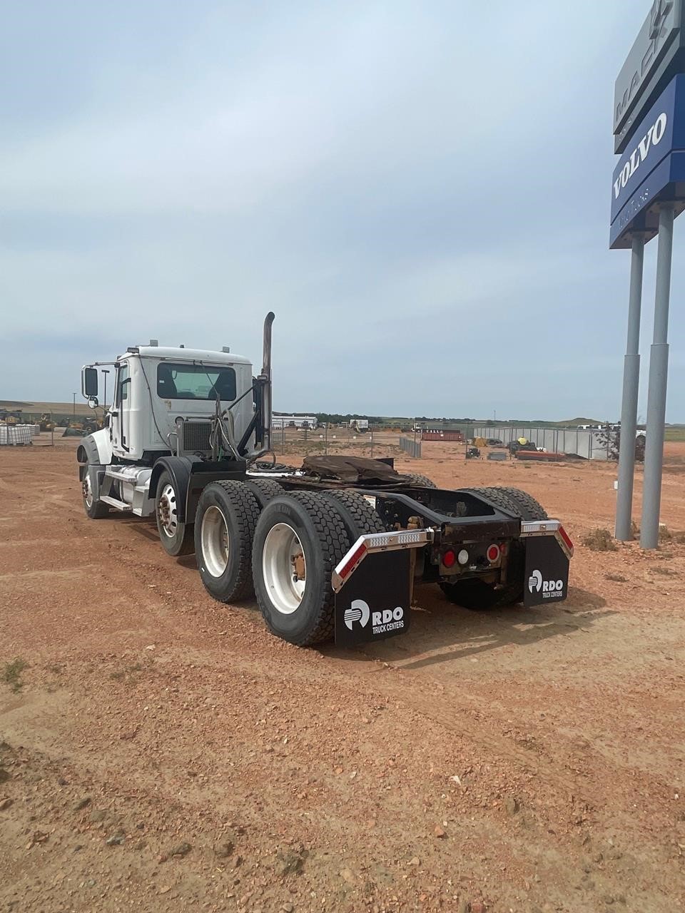 2019 MACK GRANITE 64FT 2019 MACK GRANITE 64FT - image 5 of 6
