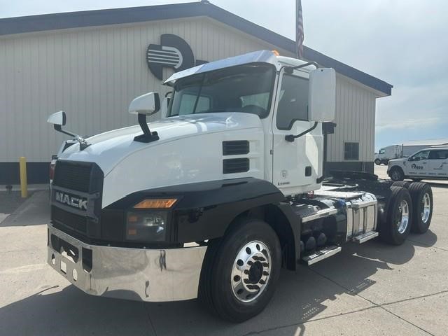 2020 MACK ANTHEM 64T 2020 MACK ANTHEM 64T - image 1 of 6