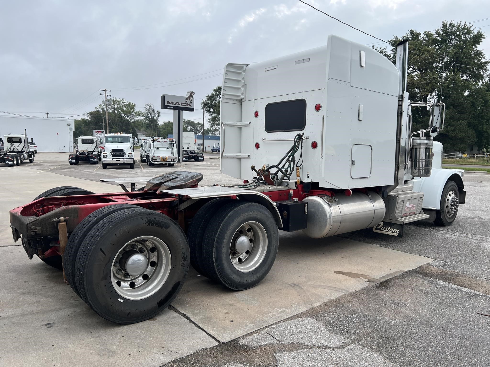 2014 PETERBILT 389 2014 PETERBILT 389 - image 5 of 6