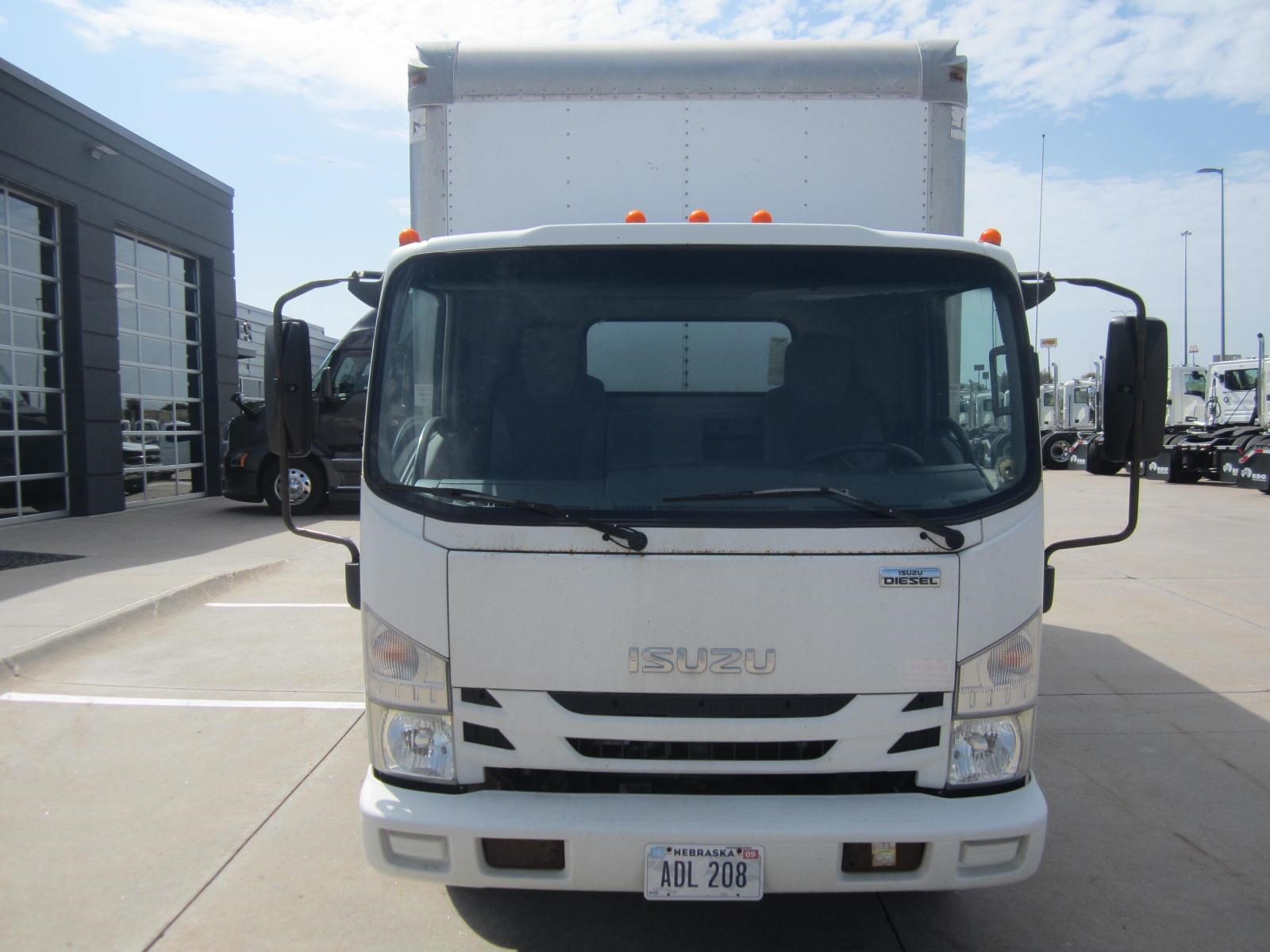 2017 ISUZU NPR HD 2017 ISUZU NPR HD - image 3 of 6