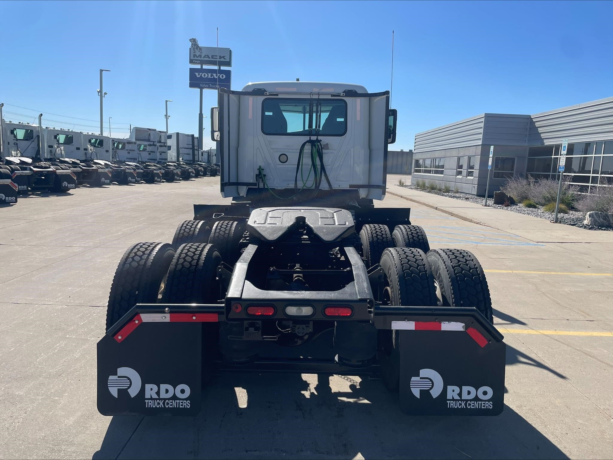 2020 MACK ANTHEM 64T - image 4 of 6