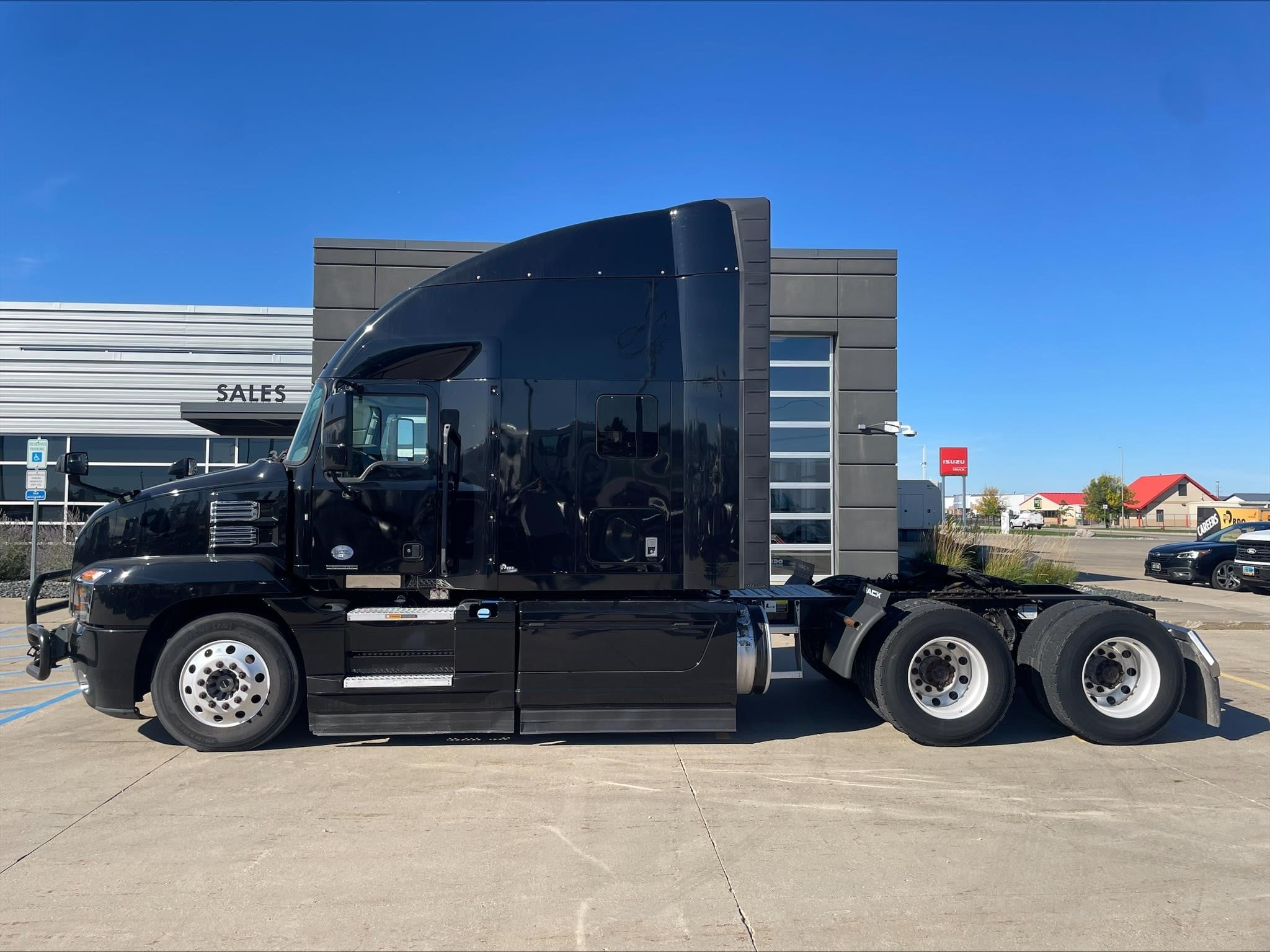 2020 MACK ANTHEM 64T 2020 MACK ANTHEM 64T - image 2 of 6