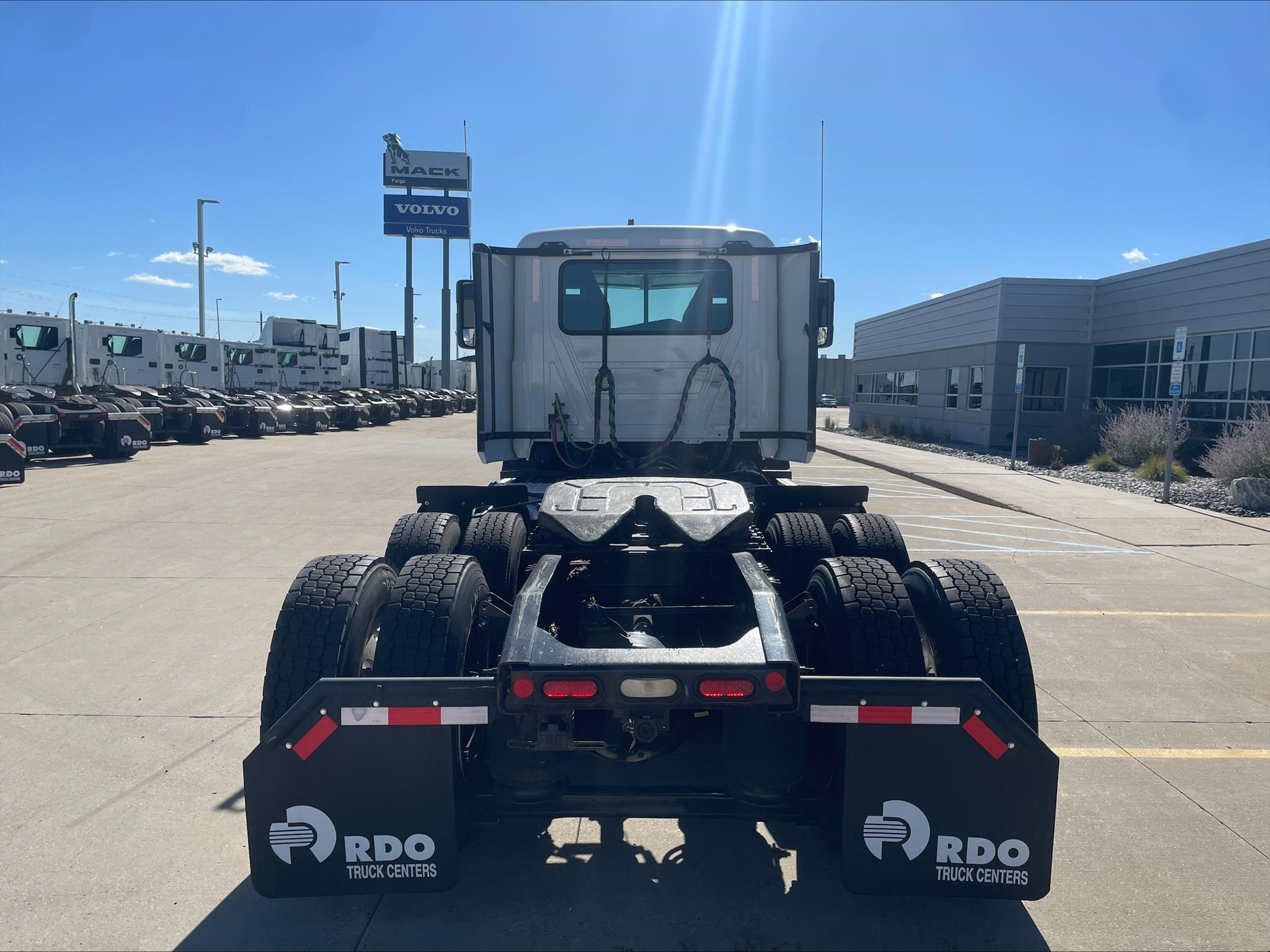 2020 MACK ANTHEM 64T 2020 MACK ANTHEM 64T - image 4 of 6