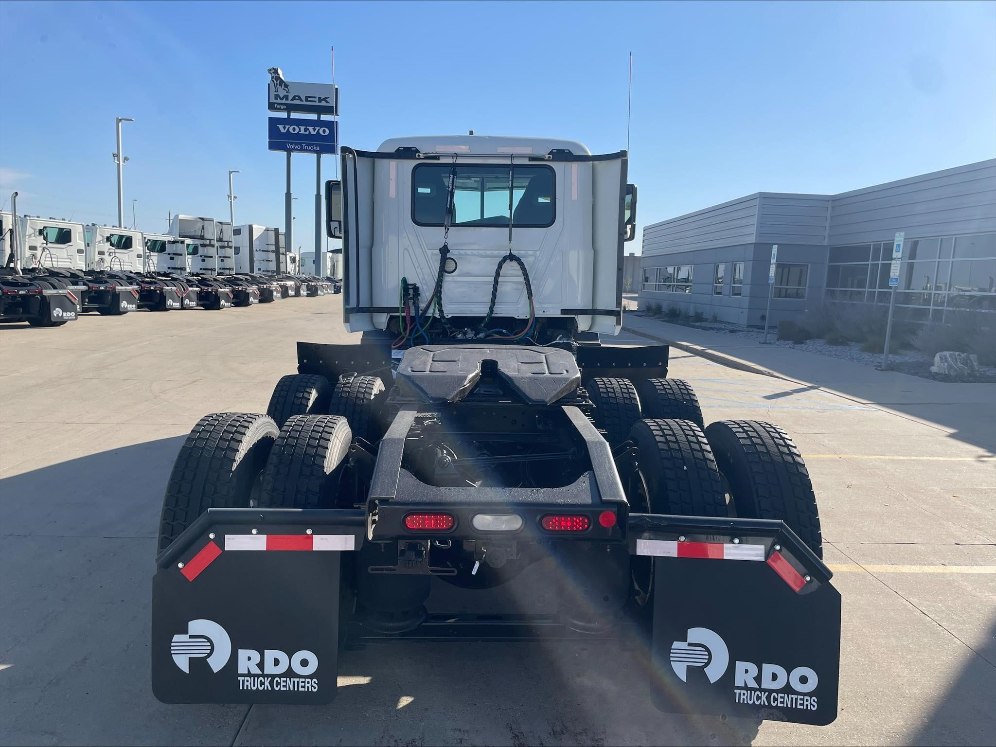 2020 MACK ANTHEM 64T 2020 MACK ANTHEM 64T - image 4 of 6