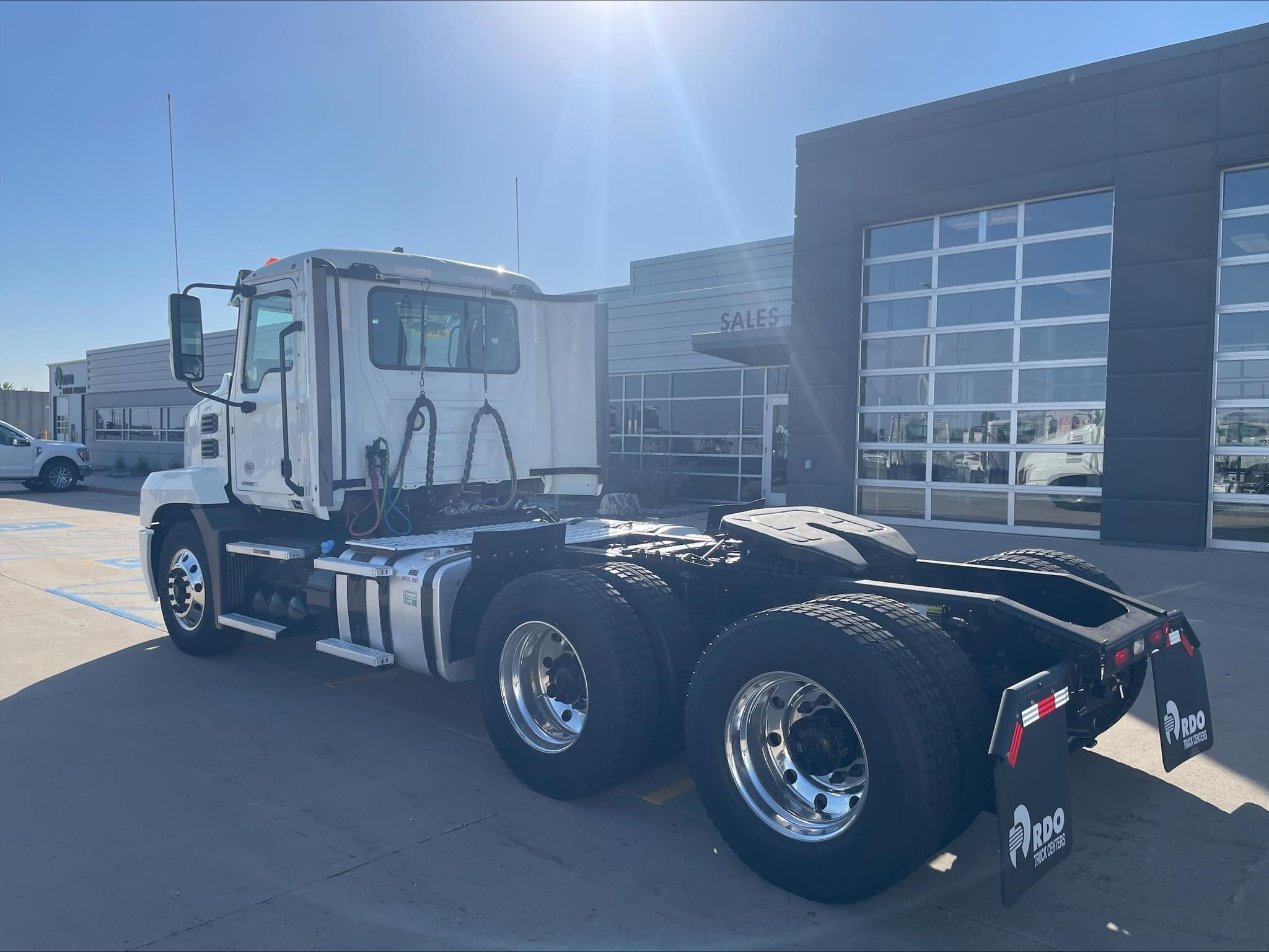 2020 MACK ANTHEM 64T 2020 MACK ANTHEM 64T - image 3 of 6