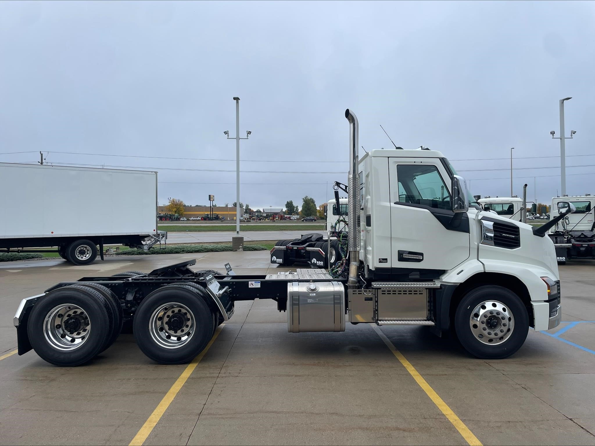 2027 MACK ANTHEM 64T 2027 MACK ANTHEM 64T - image 6 of 6